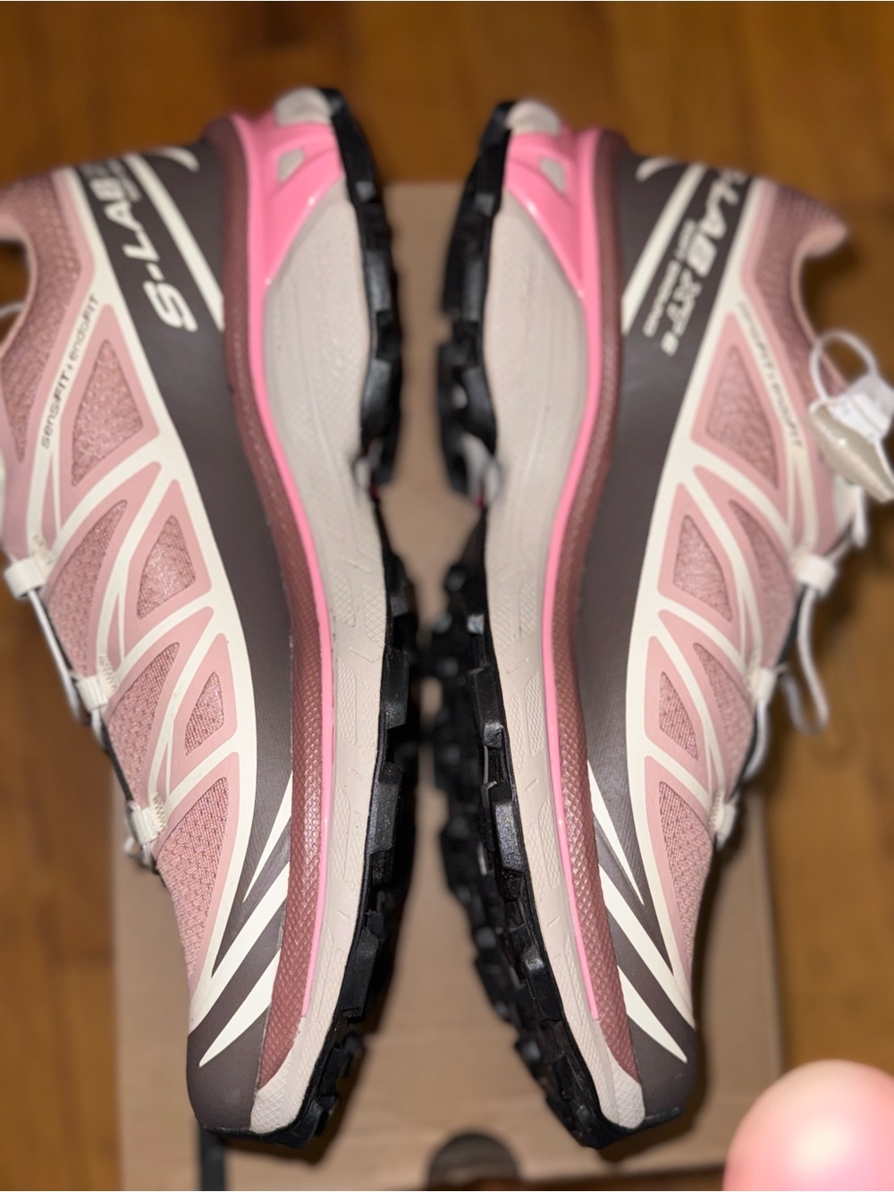 Salomon Women's Pink and Gray Trail Runners with Quicklace - Picture 5 of 12